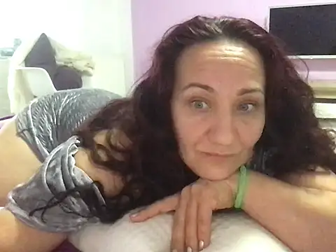 paula1929 online show from 09-12-25, 06:46