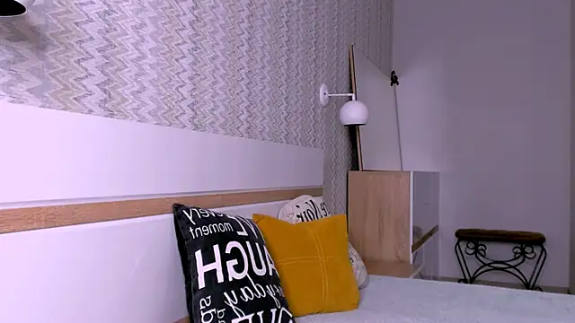 Elle Pearl  online show from 01-07-26, 07:33