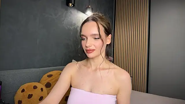 Snapshot of litlle_angelll chatting on 03-02-26, 12:57 litlle angelll online show from 03-02-26, 12:57