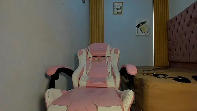 Darkknightx01 online show from 09-30-25, 01:49