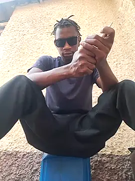 Snapshot of BBC_RILEYG chatting on 10-14-25, 05:41 BBC RILEYG online show from 10-14-25, 05:41