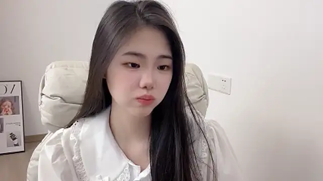 Snapshot of suki-1 chatting on 03-26-26, 09:37 suki-1 online show from 03-26-26, 09:37