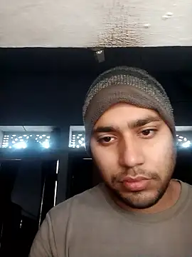 Snapshot of Desirock001 chatting on 01-16-26, 02:37 Desirock001 online show from 01-16-26, 02:37