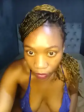 Snapshot of 0023doja chatting on 03-25-26, 11:00 0023doja online show from 03-25-26, 11:00