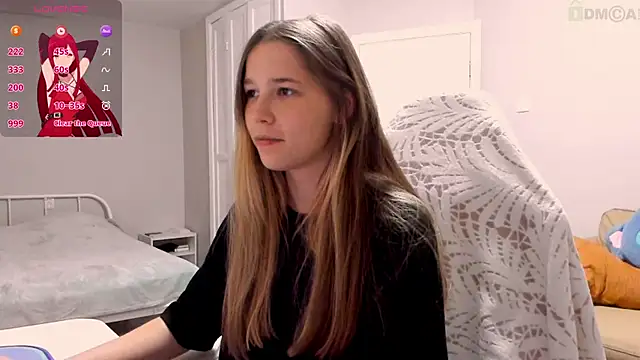 Snapshot of ValerieBubbles chatting on 09-23-25, 05:49 ValerieBubbles online show from 09-23-25, 05:49