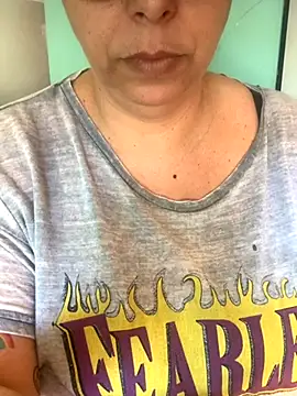 Snapshot of LupeLok chatting on 10-02-25, 03:52 LupeLok online show from 10-02-25, 03:52