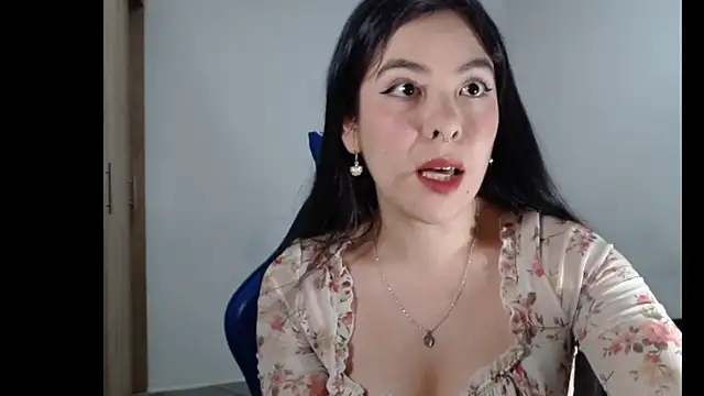 EloiseJun online show from 03-16-26, 05:55