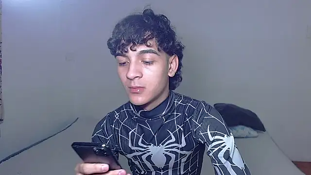 Sam Cute3 online show from 10-30-25, 06:04