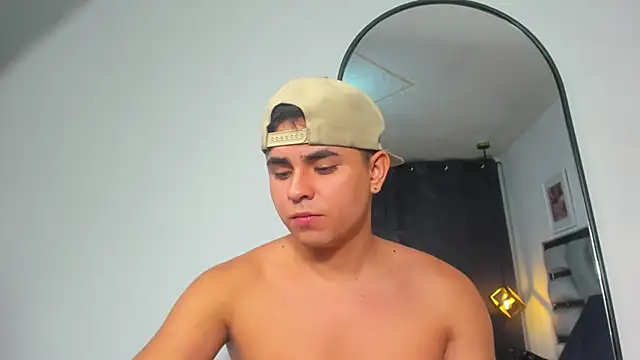lianfox  online show from 06-15-26, 01:35