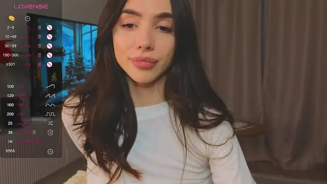 Snapshot of shuggybaby chatting on 01-14-26, 10:25 shuggybaby online show from 01-14-26, 10:25