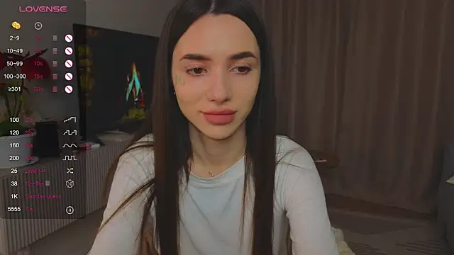 Snapshot of shuggybaby chatting on 01-31-26, 09:24 shuggybaby online show from 01-31-26, 09:24