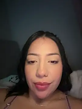 Snapshot of MissCat_ chatting on 02-25-26, 01:04 MissCat online show from 02-25-26, 01:04