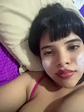 Snapshot of Ada_sienn chatting on 06-10-26, 03:39 Ada sienn online show from 06-10-26, 03:39