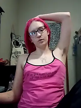 Snapshot of spoiledprincess4 chatting on 10-13-25, 02:33 spoiledprincess4 online show from 10-13-25, 02:33