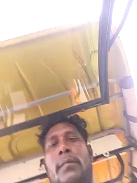 Snapshot of vinitaaa chatting on 09-24-25, 06:28 vinitaaa online show from 09-24-25, 06:28