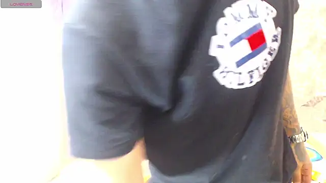 Snapshot of daniquintero03 chatting on 10-03-25, 06:49 daniquintero03 online show from 10-03-25, 06:49