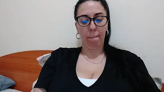 jollene online show from 05-19-26, 01:17
