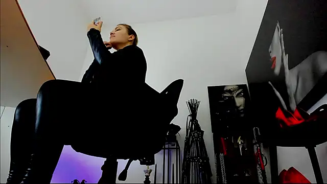 demisweet online show from 01-17-26, 02:49