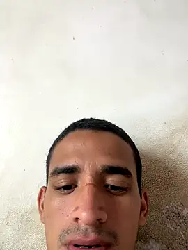 Snapshot of ikaro21 chatting on 10-30-25, 05:57 ikaro21 online show from 10-30-25, 05:57