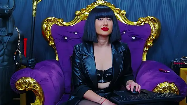 LaraMaeve online show from 10-06-25, 05:16