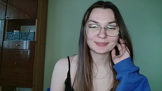 LooveELLYx online show from 01-28-25, 02:31