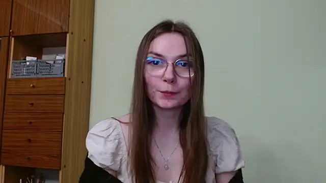 LooveELLYx online show from 02-03-25, 05:56