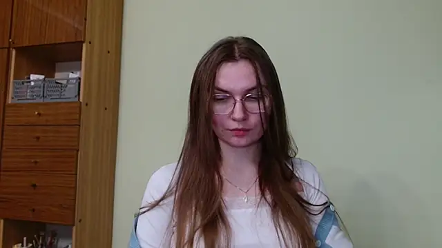 LooveELLYx online show from 02-06-25, 06:13