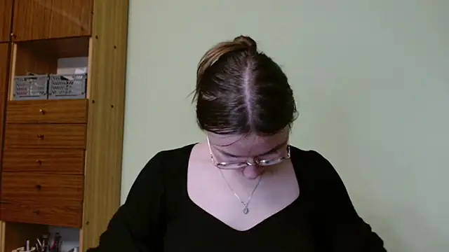 LooveELLYx online show from 02-26-25, 05:50