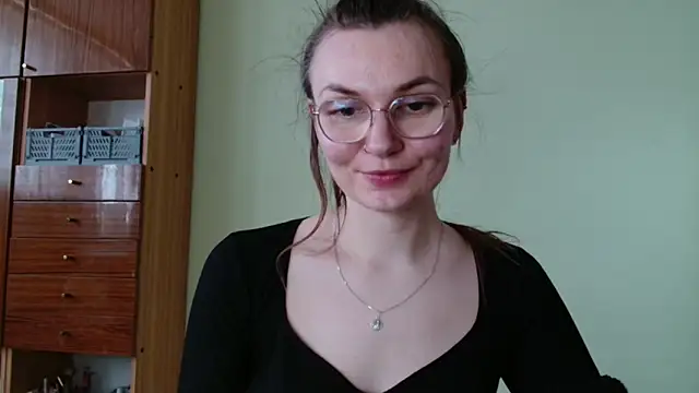 LooveELLYx online show from 02-27-25, 02:54