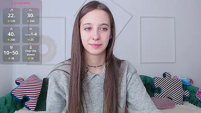 Little cherryy   online show from 09-25-25, 06:39