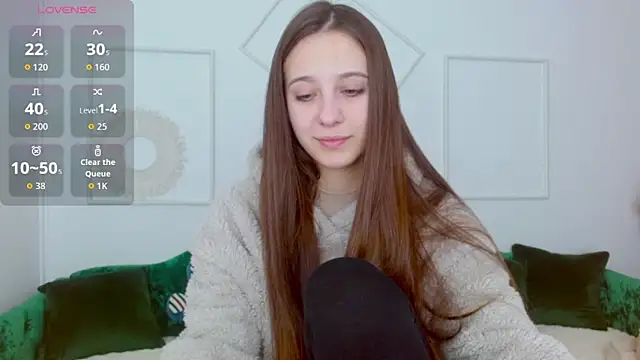 Little cherryy   online show from 10-11-25, 07:07