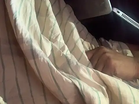 Snapshot of rinku123bd chatting on 11-07-25, 10:21 rinku123bd online show from 11-07-25, 10:21