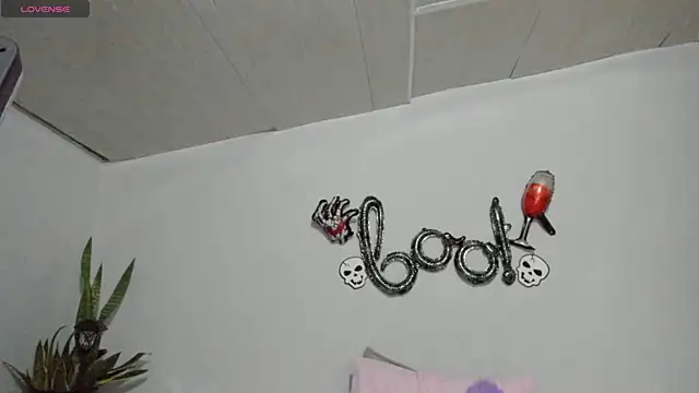 Sophia Ebony online show from 10-27-25, 12:31