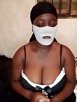 Snapshot of Boity7 chatting on 01-10-26, 01:35 Boity7 online show from 01-10-26, 01:35