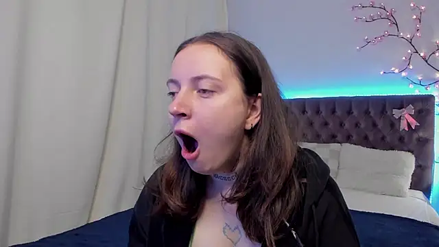 LilaVame online show from 09-28-25, 07:19