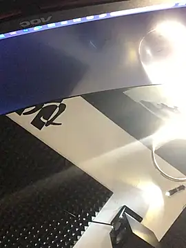 Snapshot of Ich-eben123 chatting on 02-24-26, 02:04 Ich-eben123 online show from 02-24-26, 02:04