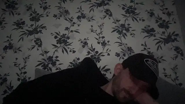 Big8inchUncutCock online show from 04-27-26, 05:00