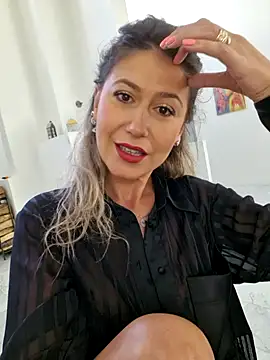 CelynaRoss online show from 05-24-26, 12:54