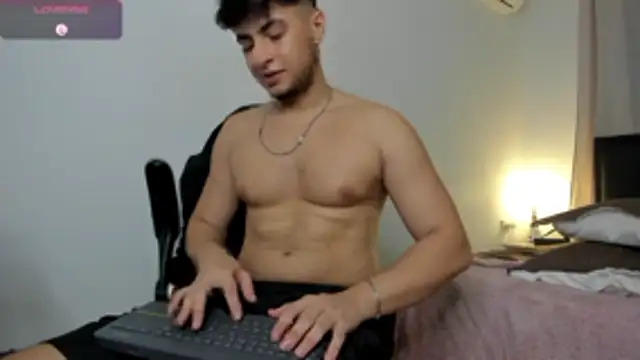 Snapshot of Andrew_lamar chatting on 01-15-26, 12:26 Andrew lamar online show from 01-15-26, 12:26