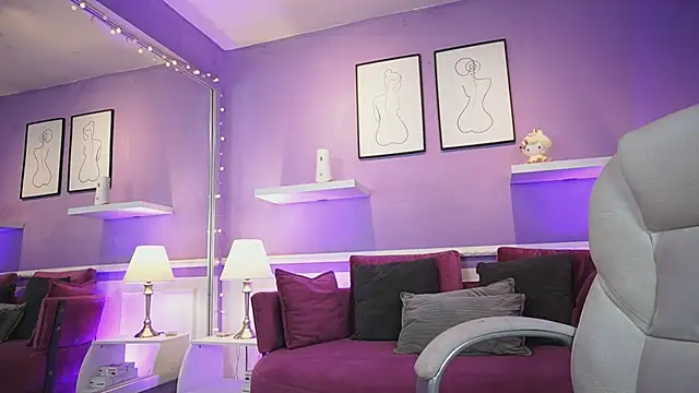 Snapshot of DahliaGrey chatting on 02-18-26, 11:39 DahliaGrey online show from 02-18-26, 11:39