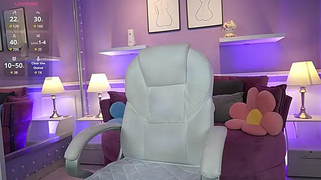 Snapshot of DahliaGrey chatting on 02-25-26, 11:53 DahliaGrey online show from 02-25-26, 11:53