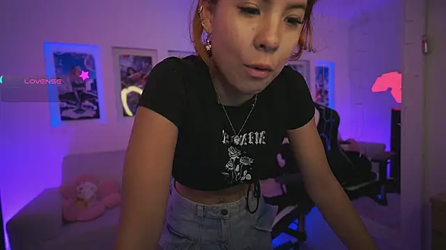 DahliaGrey online show from 05-07-26, 11:37
