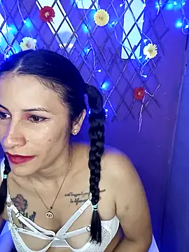 karinnahotdirty online show from 09-13-25, 09:25