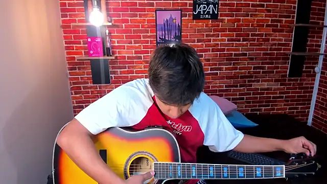 Thiago Kozak online show from 06-06-26, 01:38