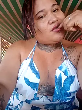 Snapshot of Kat_Valen chatting on 06-19-26, 08:45 Kat Valen online show from 06-19-26, 08:45