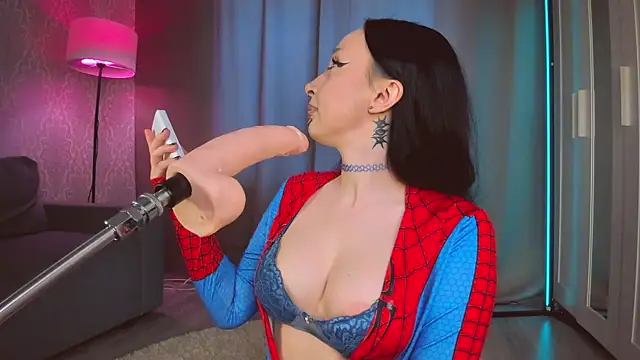 Juicy Vikki online show from 05-17-26, 11:39