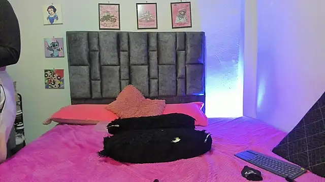 Esmeraldaa- online show from 06-17-26, 06:38