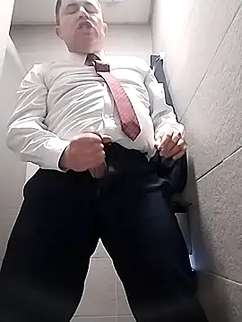 BigCristh79 online show from 10-18-25, 08:04