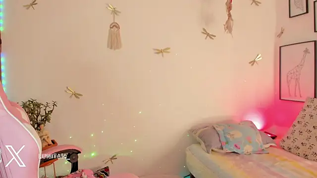 princessluna 19 online show from 06-12-26, 10:08