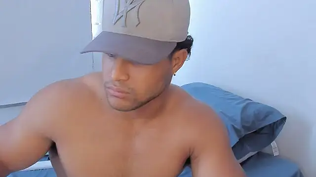 Snapshot of Evansdark1 chatting on 03-15-26, 09:54 Evansdark1 online show from 03-15-26, 09:54